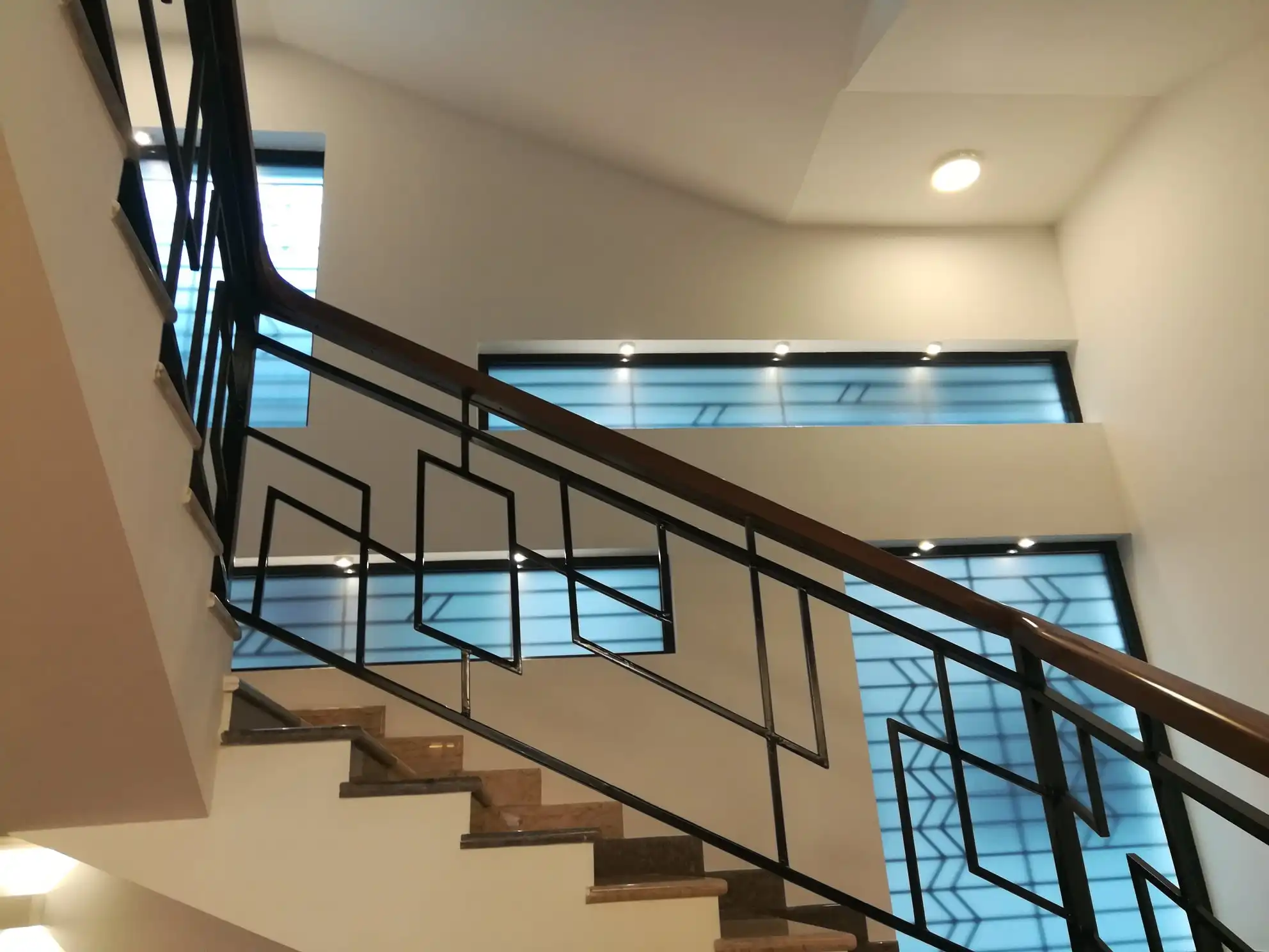 The Karter Mansion image 6
